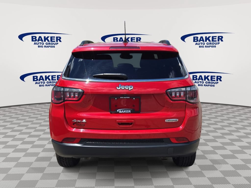 Used 2023 Jeep Compass Latitude AWD/4WD image 4