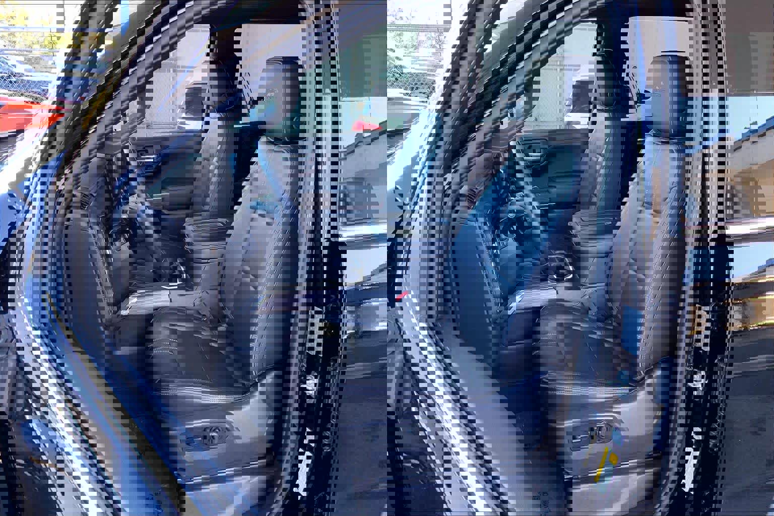 Used 2019 Chevrolet Silverado 1500 High Country w/ High Country Premium Package image 16