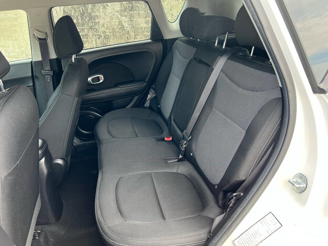 Used 2018 Kia Soul + image 36