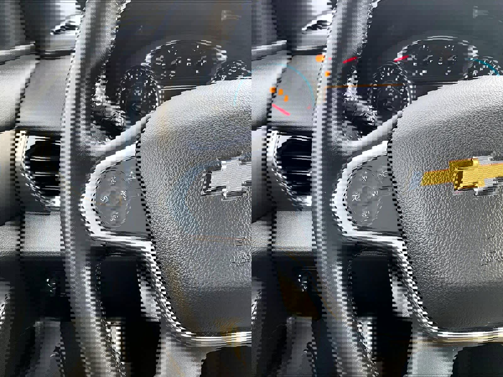 Certified 2022 Chevrolet Traverse LT w/ LPO, Floor Liner Package image 23