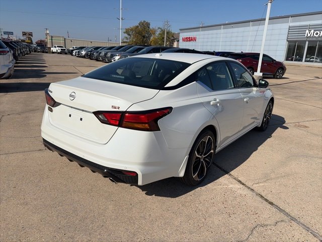 New 2025 Nissan Altima 2.5 SR w/ SR Premium Package image 6