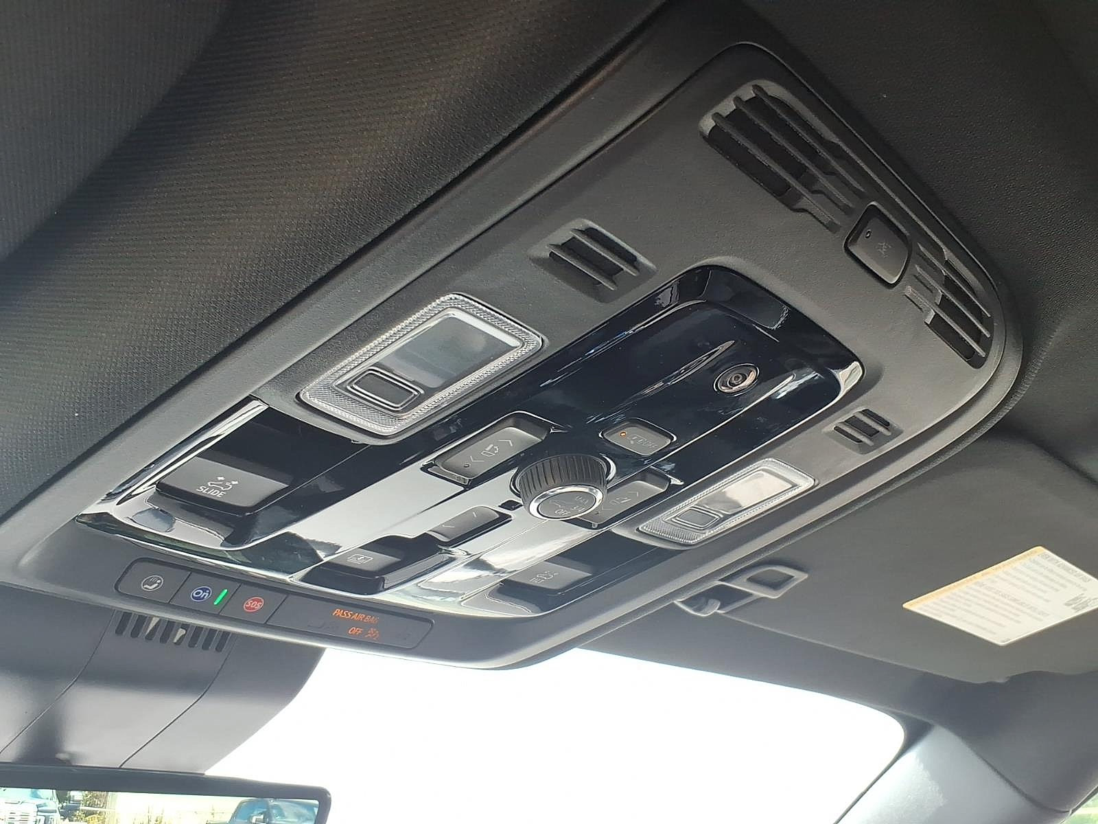 New 2026 GMC Yukon AT4 Ultimate AWD/4WD image 24