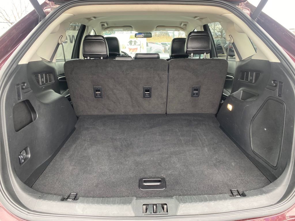 Used 2024 Ford Edge Titanium image 5