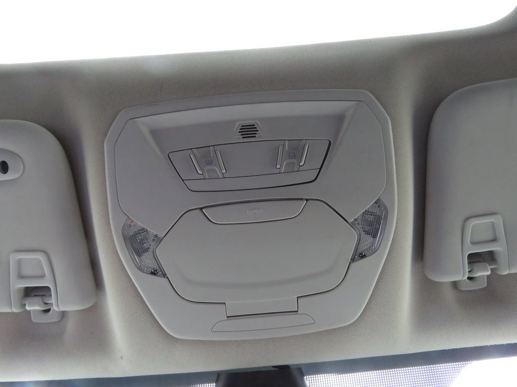 Used 2019 Ford Escape Titanium AWD/4WD image 28