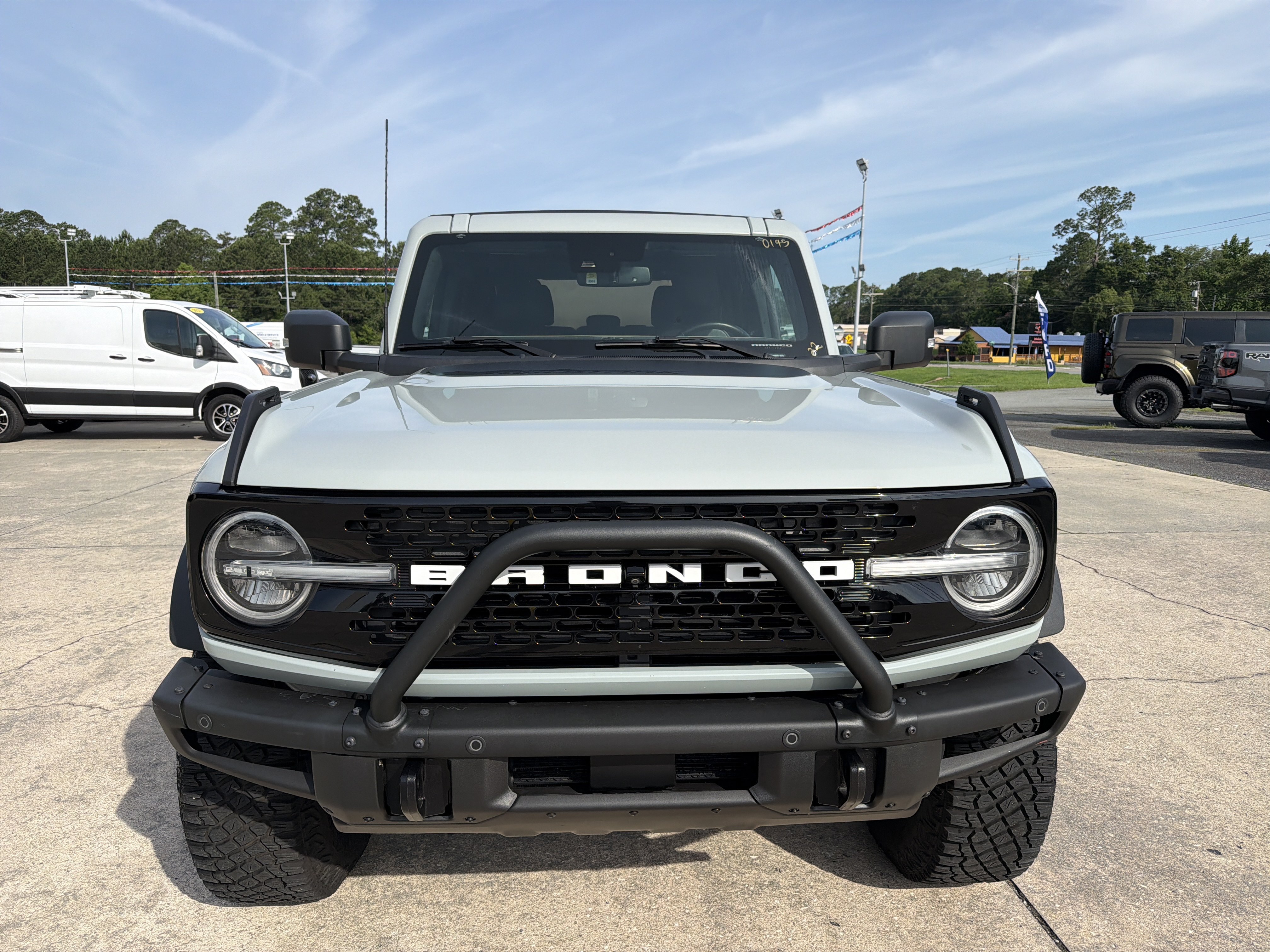 Used 2022 Ford Bronco Wildtrak AWD/4WD image 3