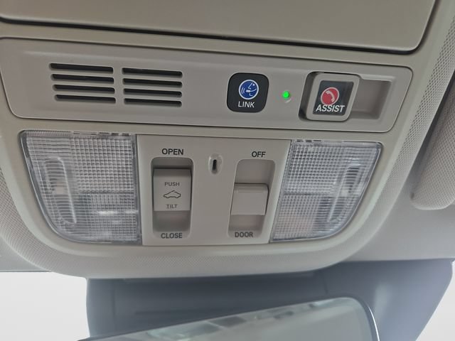 Used 2020 Honda Accord Touring image 33