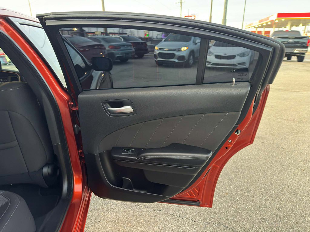 Used 2021 Dodge Charger SXT w/ Blacktop Package image 23