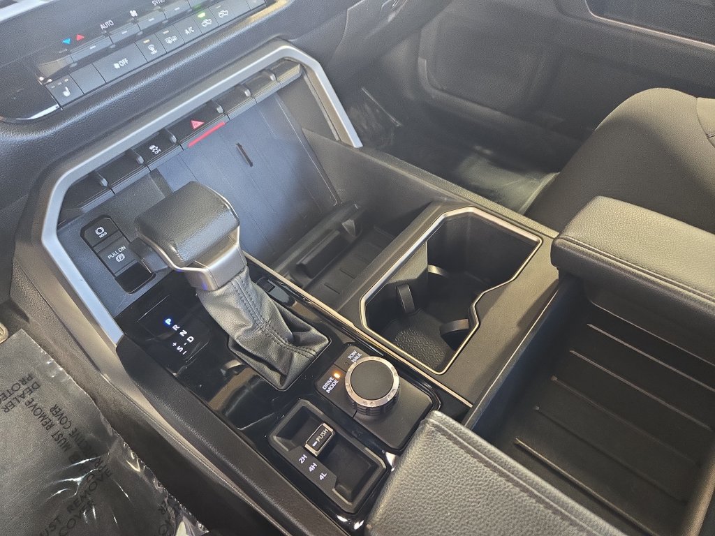 Used 2025 Toyota Tundra SR5 AWD/4WD image 26