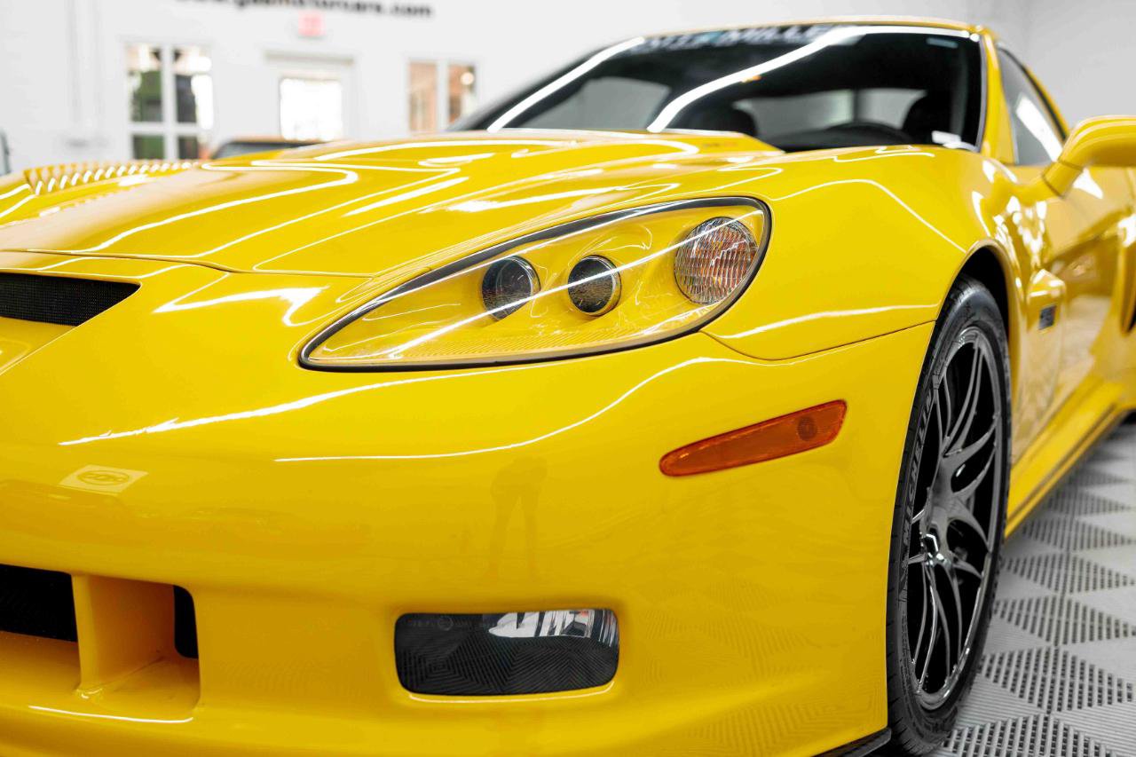 Used 2008 Chevrolet Corvette Z06 w/ Preferred Equipment Group RWD image 12