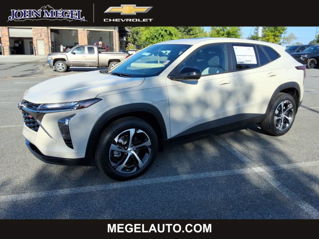 New 2026 Chevrolet Trax RS w/ Sunroof Package FWD video 1