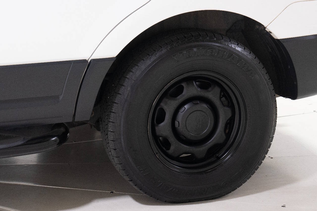 Used 2014 Ford Expedition XL RWD image 34