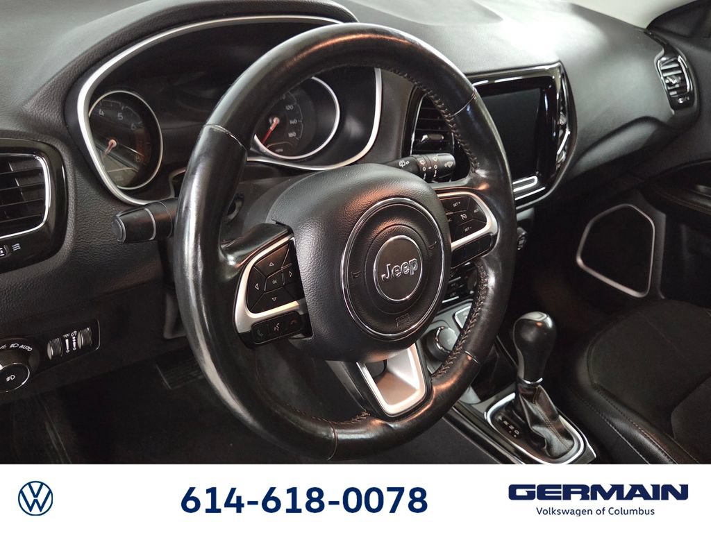 Used 2019 Jeep Compass Limited AWD/4WD image 20