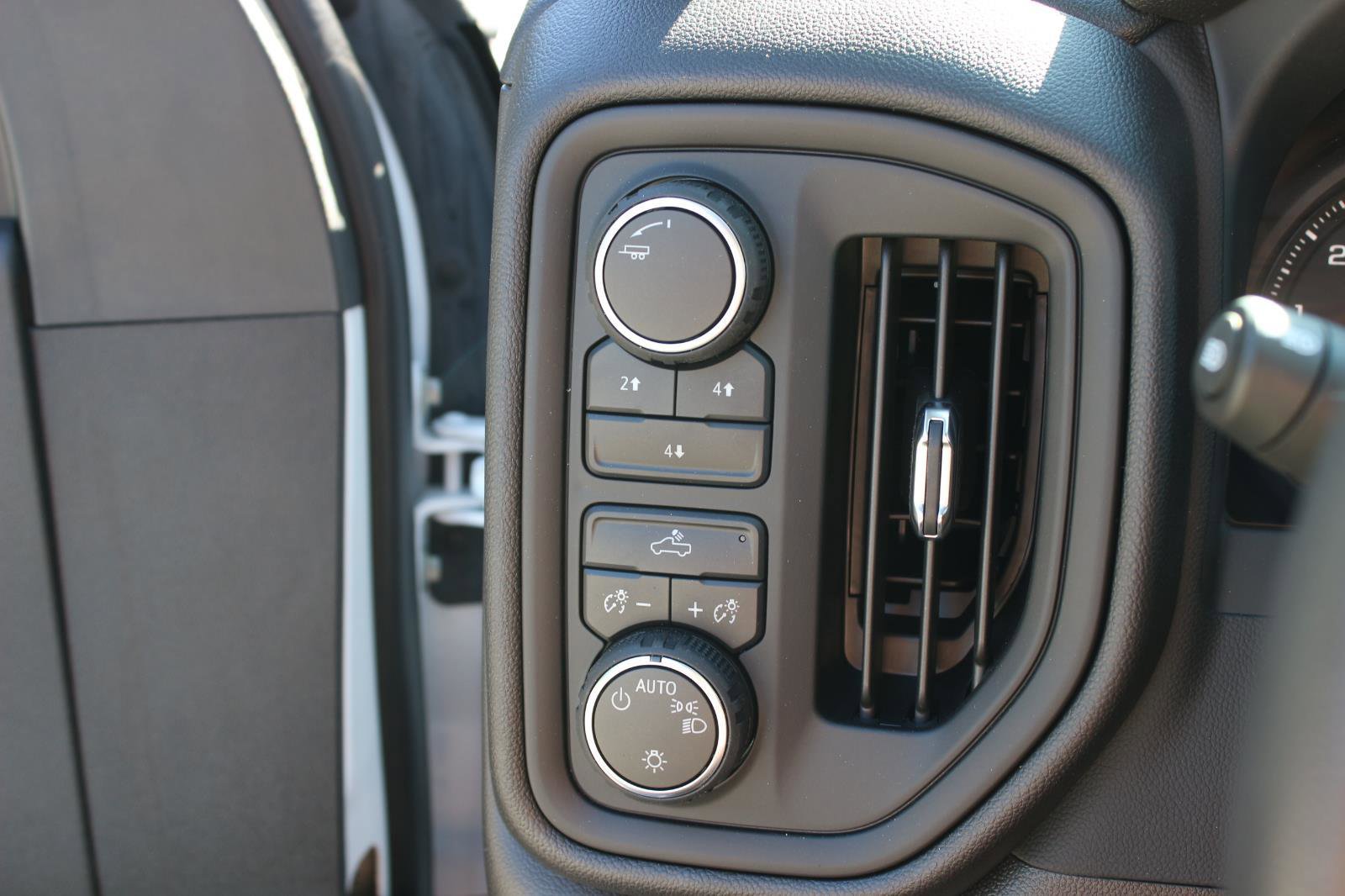 New 2025 Chevrolet Silverado 2500 W/T w/ WT Convenience Package image 25