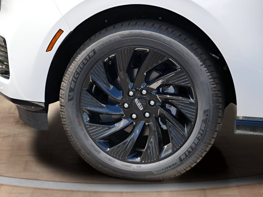 Used 2026 Lincoln Navigator Reserve w/ Jet Appearance Package AWD/4WD image 9
