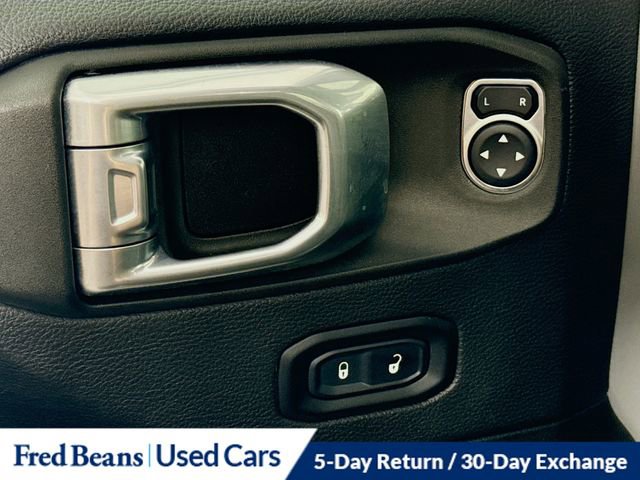 Used 2022 Jeep Wrangler Unlimited Rubicon w/ Steel Bumper Group image 20