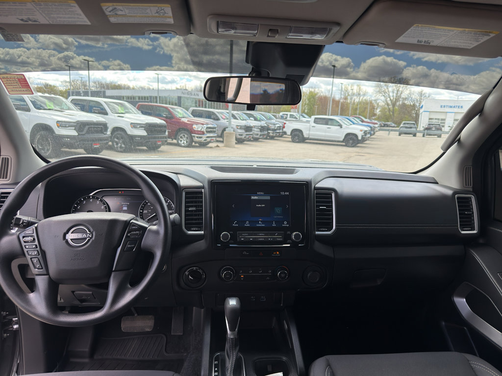 Used 2023 Nissan Frontier SV w/ Tow Package AWD/4WD image 29