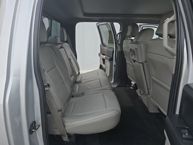 Used 2017 Ford F150 Lariat w/ Equipment Group 501A Mid image 16