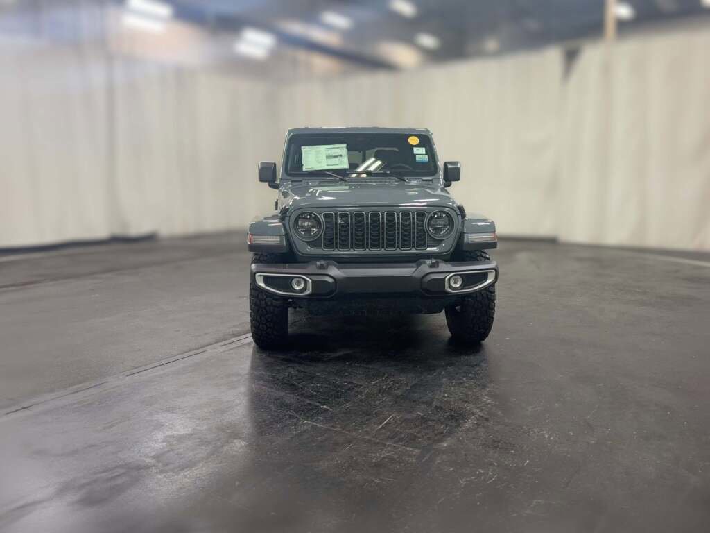 New 2026 Jeep Gladiator Sport image 2