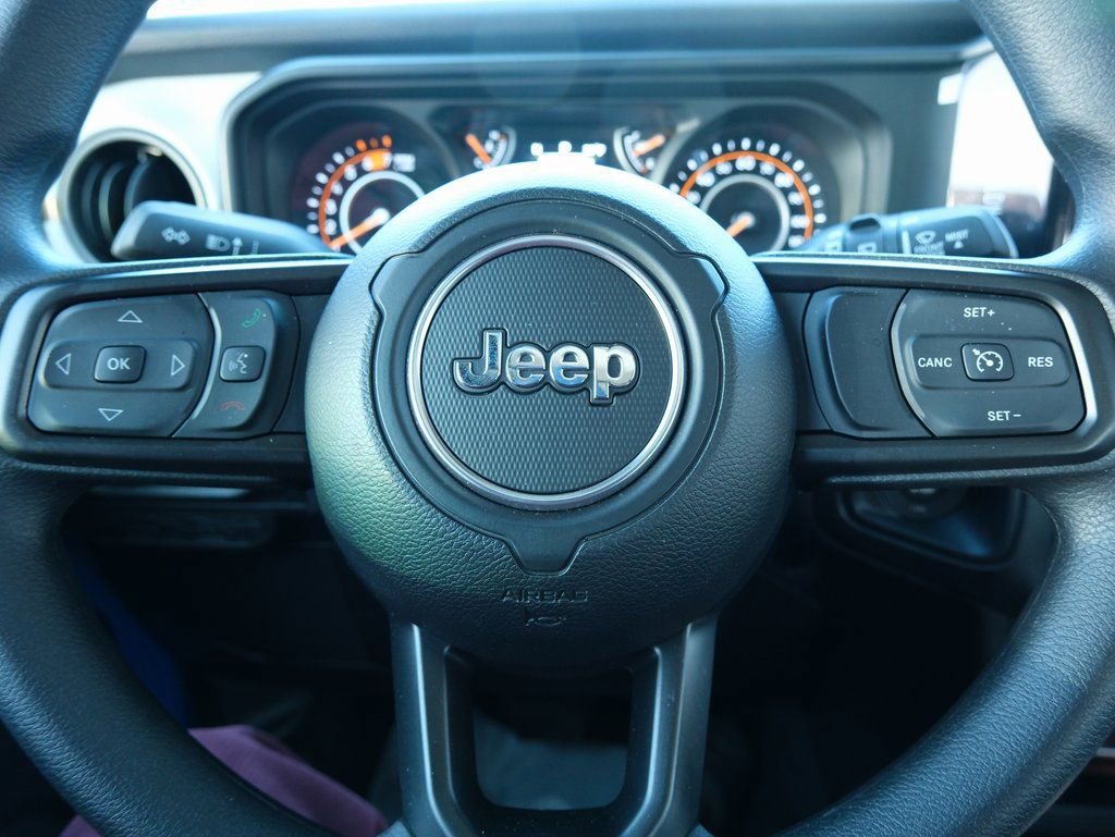 Used 2026 Jeep Wrangler Sport image 15