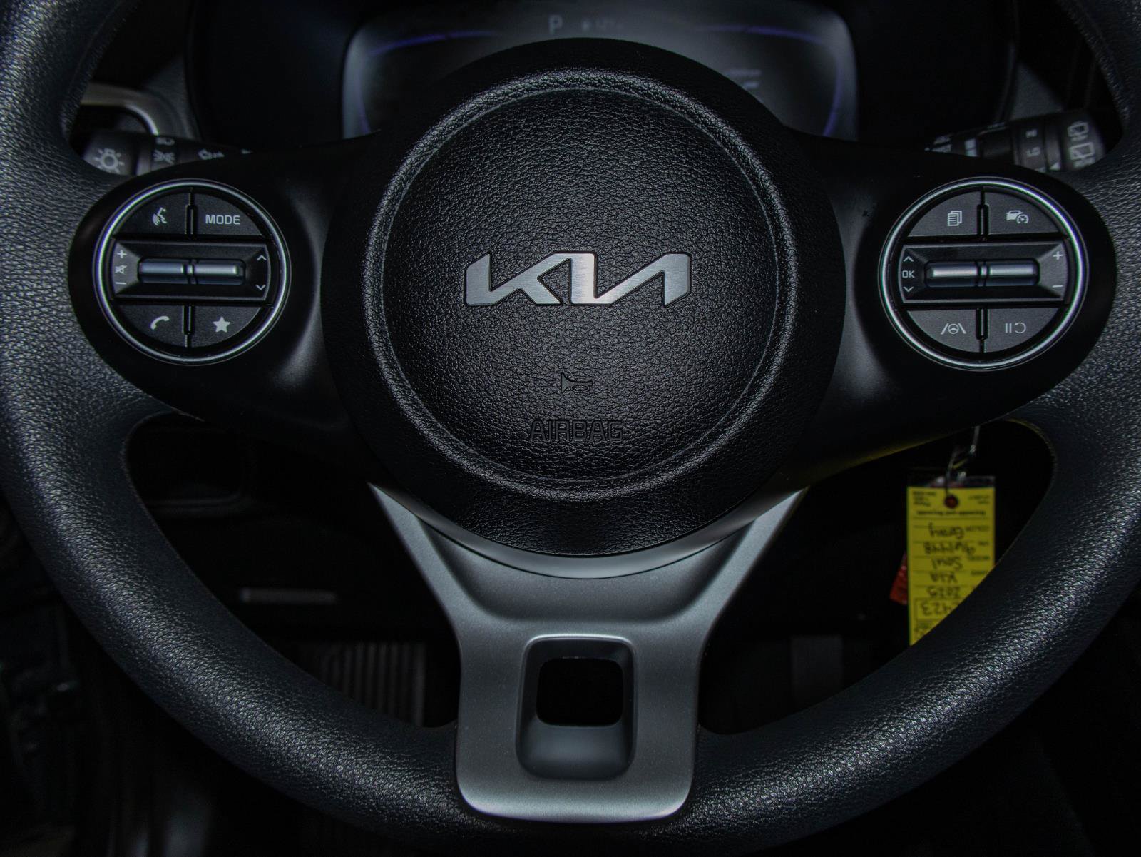 Used 2025 Kia Soul LX FWD image 11