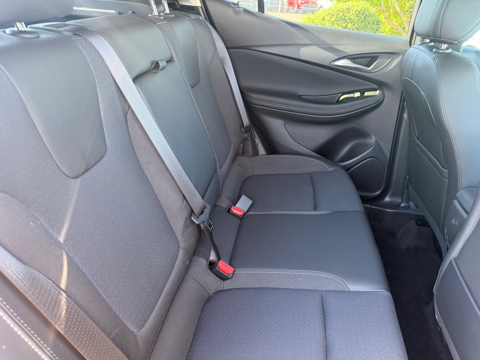 Used 2023 Buick Encore GX Select w/ Sport Touring Package image 29