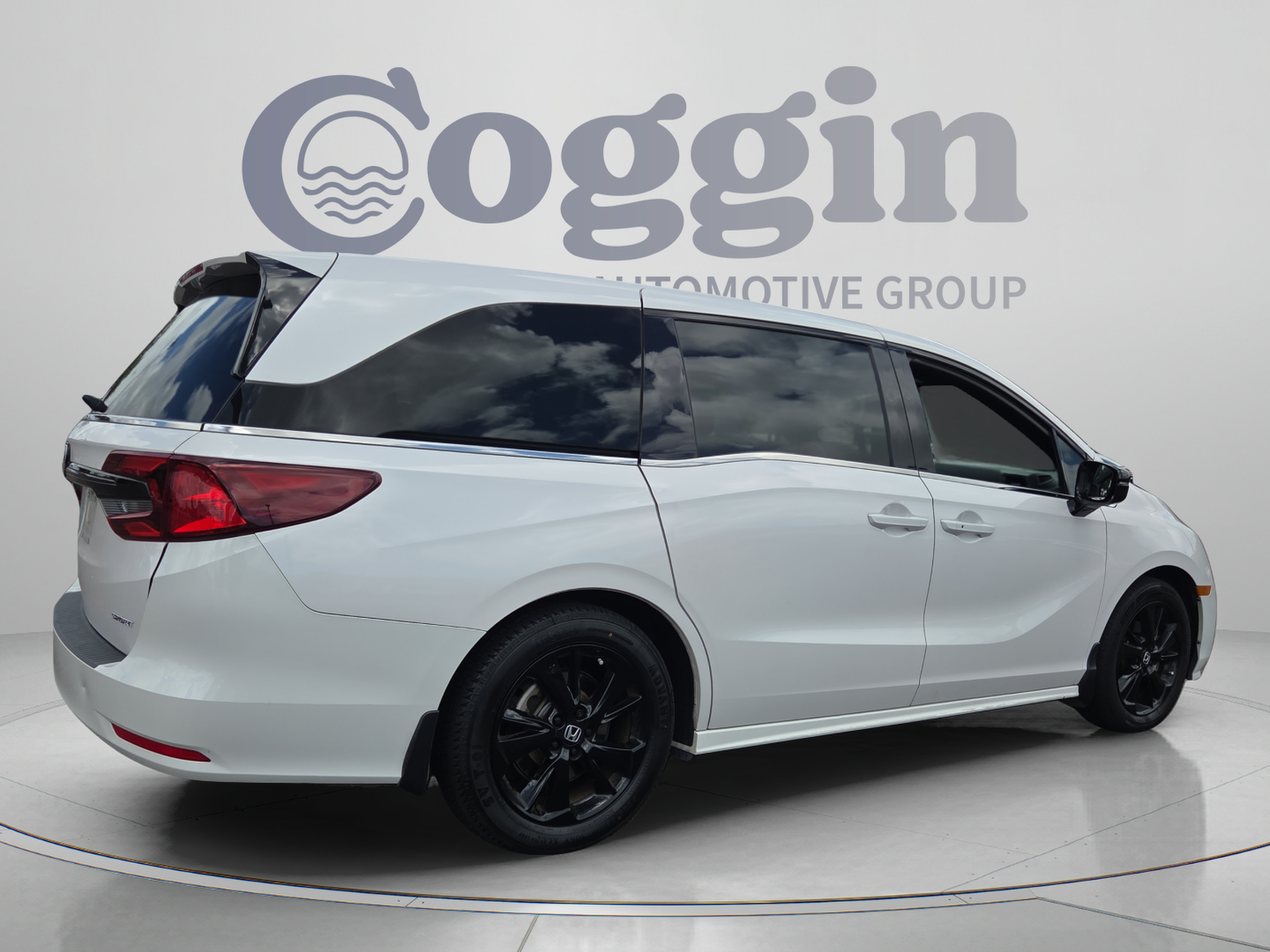 Certified 2024 Honda Odyssey Sport image 5