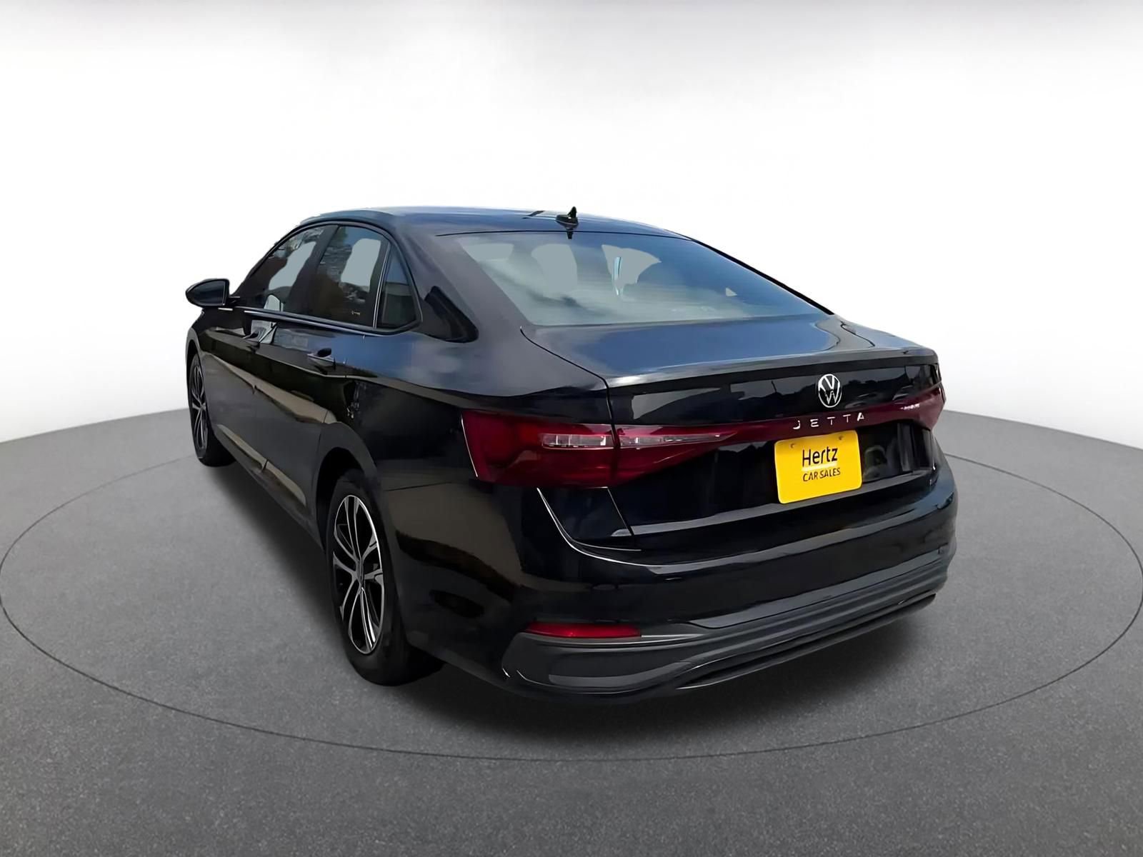 Used 2025 Volkswagen Jetta Sport FWD image 13