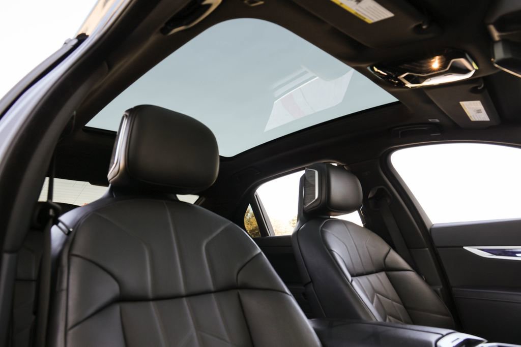 Used 2024 BMW 740i image 26