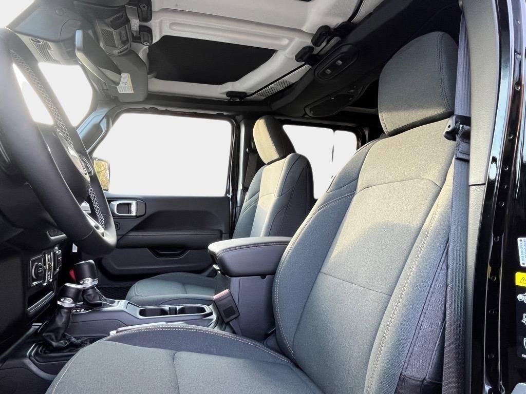 New 2025 Jeep Wrangler Sahara w/ Safety Group image 10