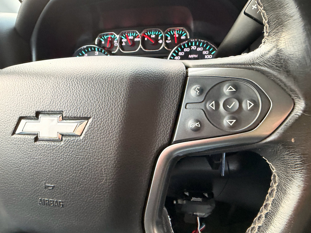 Used 2018 Chevrolet Silverado 1500 LT w/ LT Eassist Package image 22