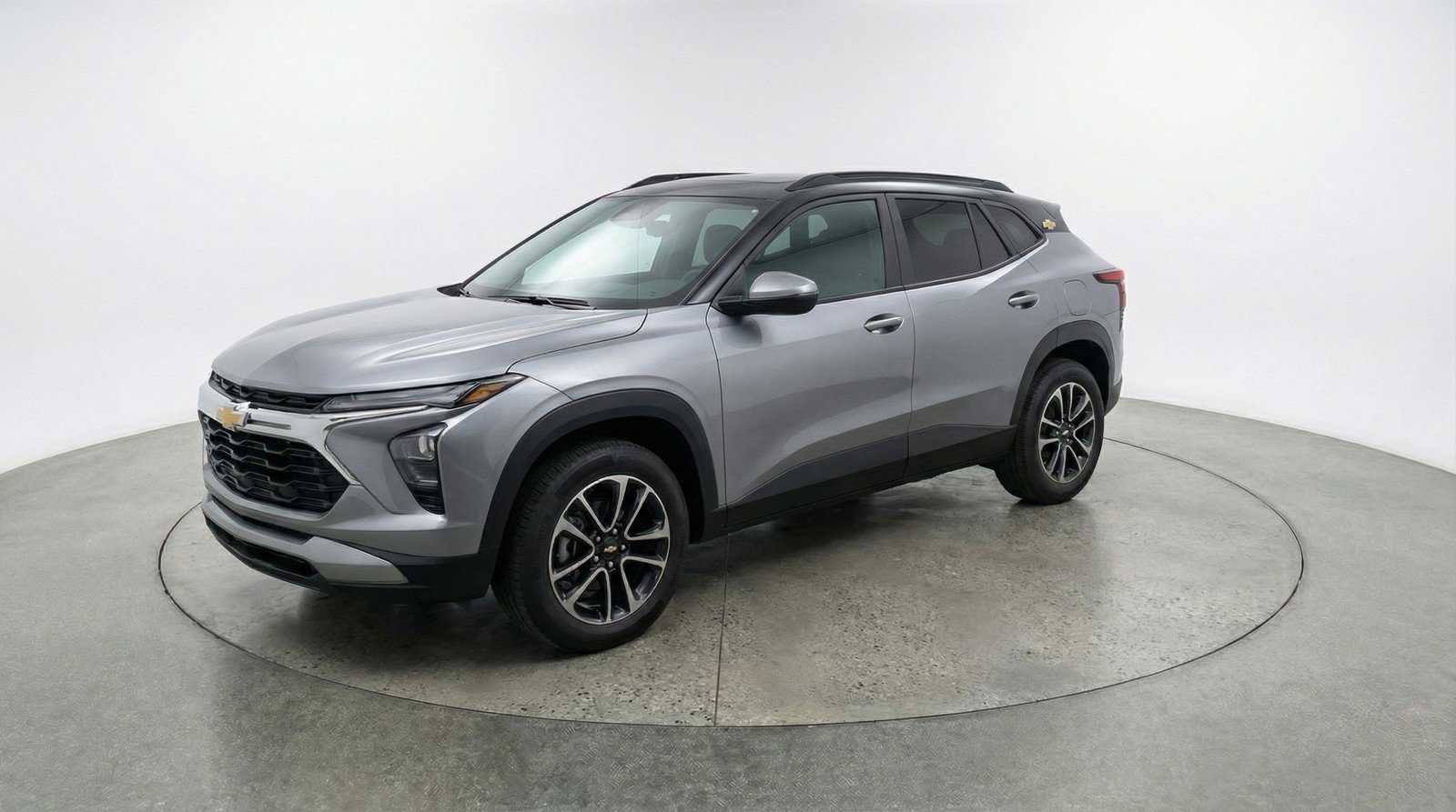 Used 2025 Chevrolet TrailBlazer LT image 3