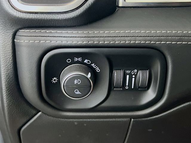 Used 2019 RAM 2500 Limited image 9