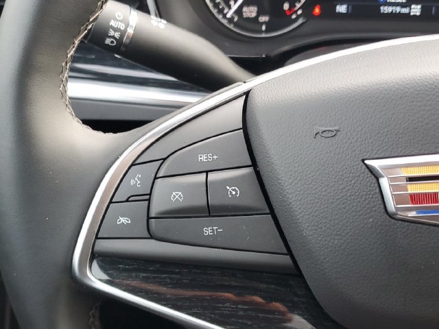Used 2025 Cadillac XT5 Premium Luxury w/ LPO, Floor Liner Package AWD/4WD image 20