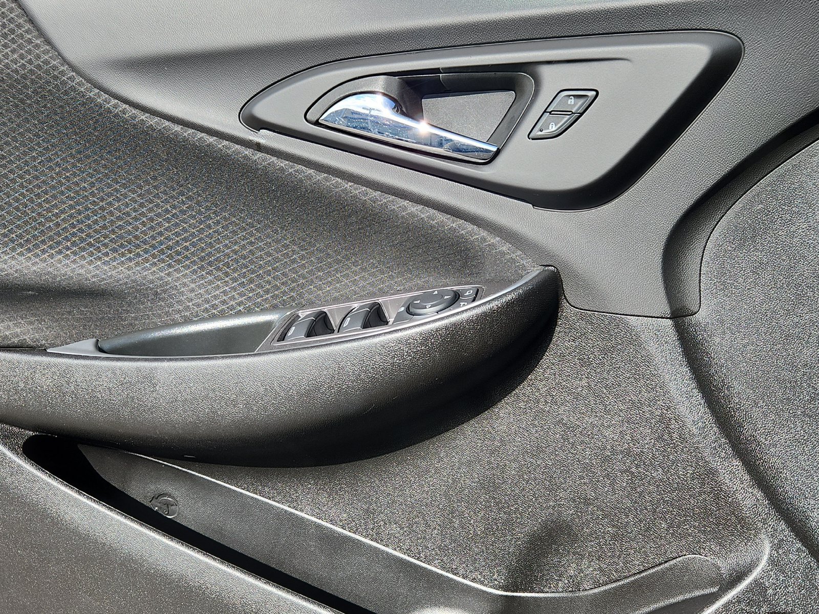 Used 2025 Chevrolet Malibu LT FWD image 9