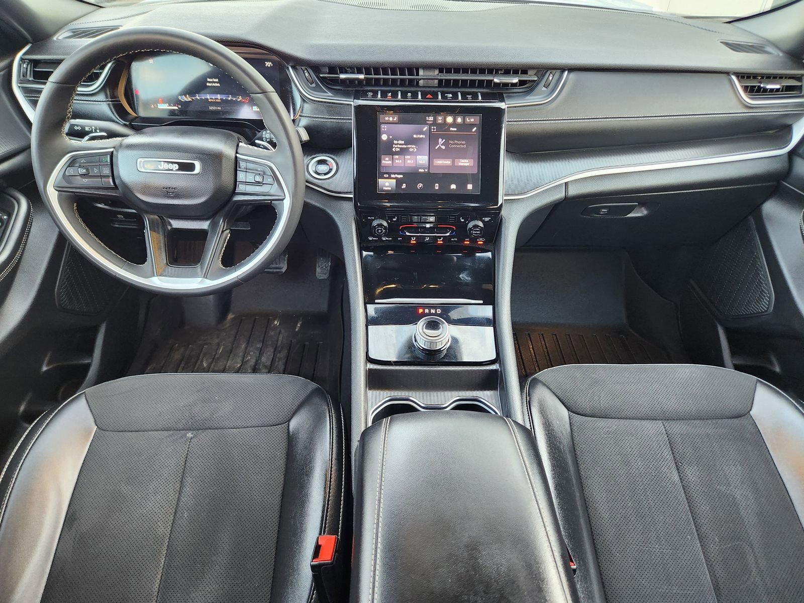 Used 2024 Jeep Grand Cherokee Altitude image 29