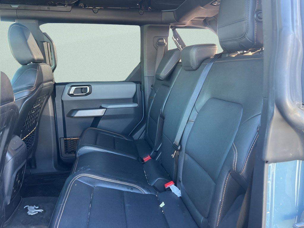 Used 2023 Ford Bronco Badlands AWD/4WD image 15