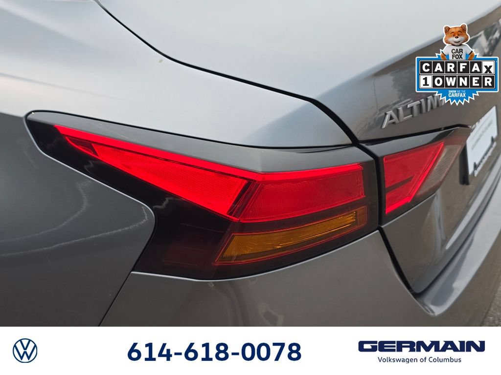 Used 2024 Nissan Altima 2.5 SR FWD image 16