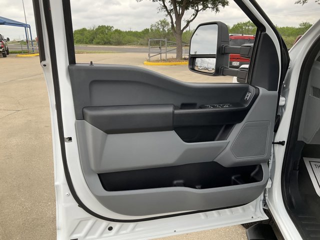 Used 2026 Ford F250 XL AWD/4WD image 7