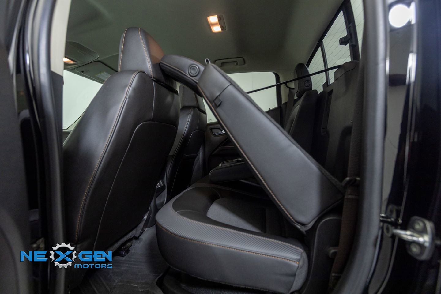 Used 2022 GMC Canyon AT4 AWD/4WD image 29