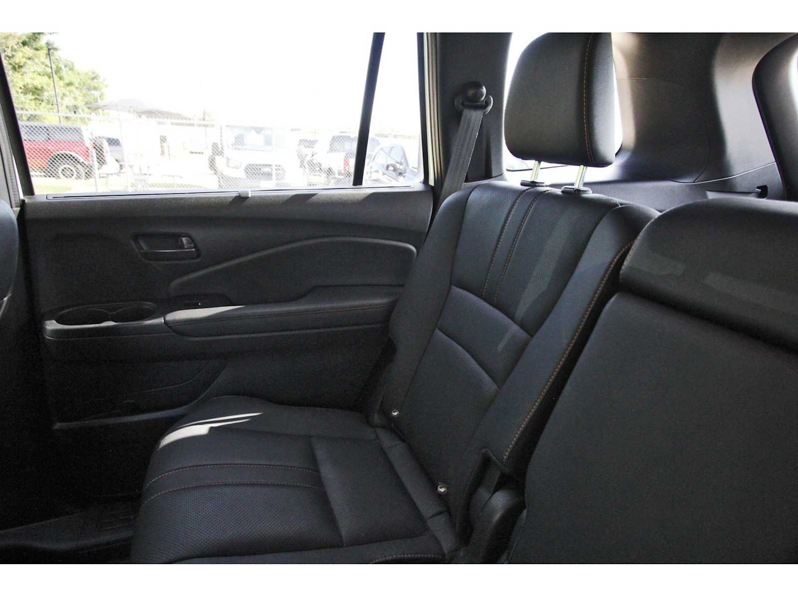 Used 2022 Honda Passport TrailSport image 9