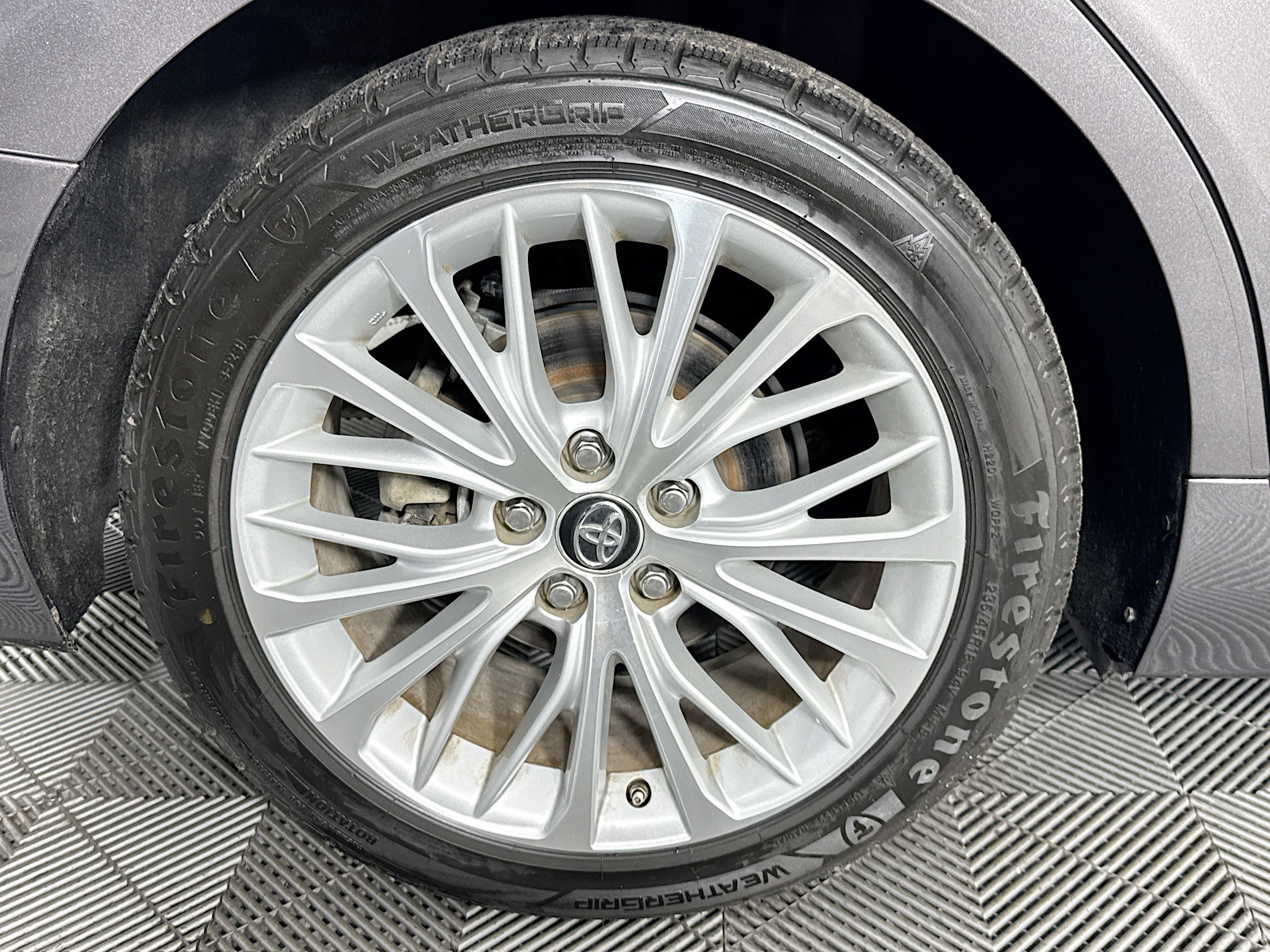 Used 2019 Toyota Camry XLE image 31