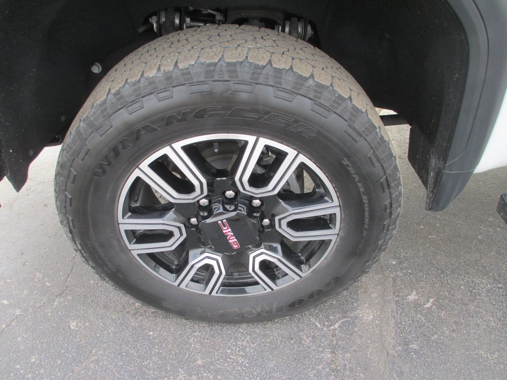 Certified 2022 GMC Sierra 2500 Pro w/ Convenience Package image 13