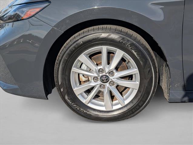 Used 2025 Toyota Camry LE image 22