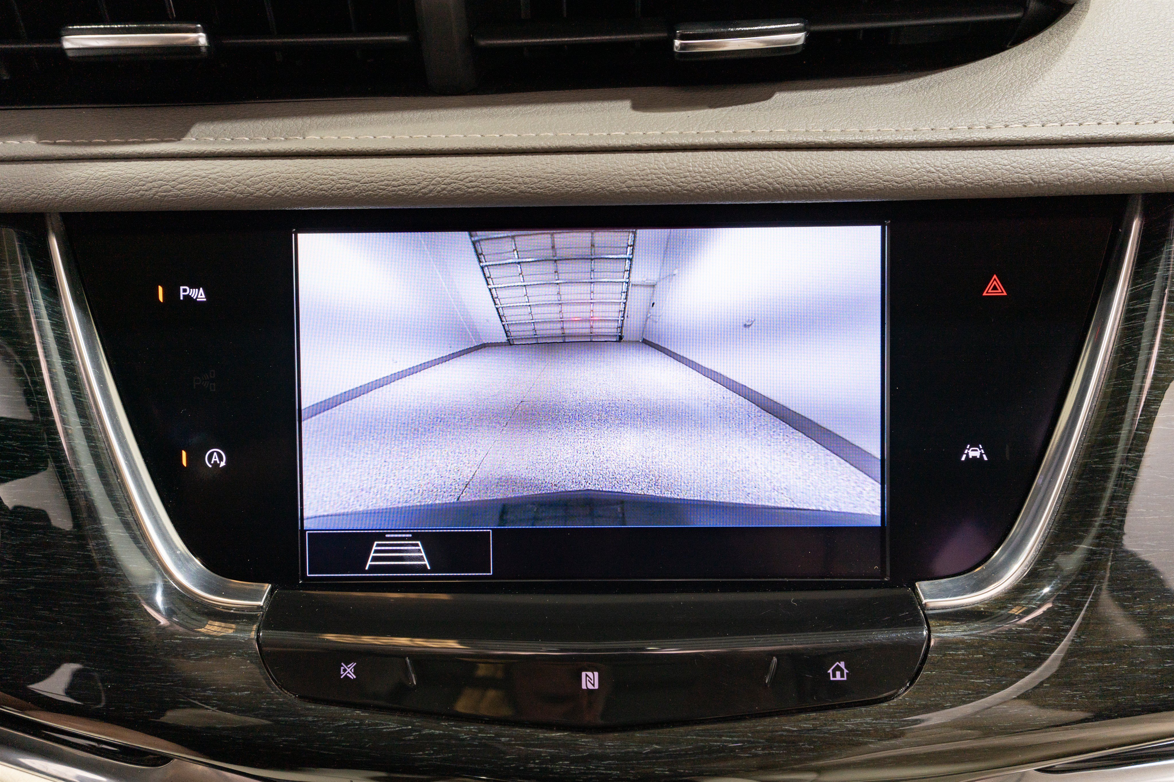 Used 2020 Cadillac XT6 Premium Luxury w/ LPO, Floor Liner Package AWD/4WD image 20