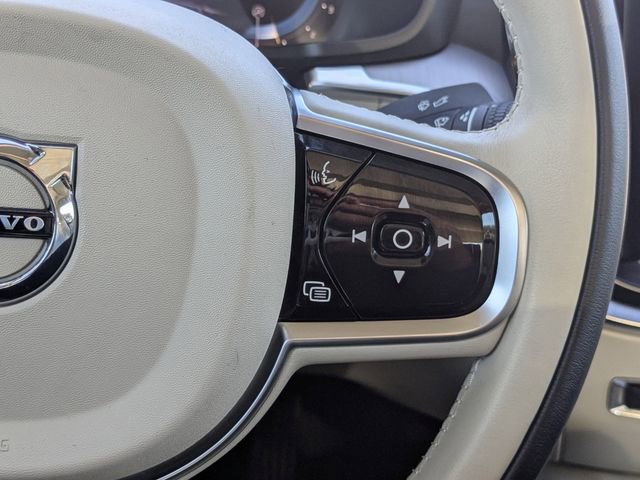 Certified 2025 Volvo S60 B5 Core image 32