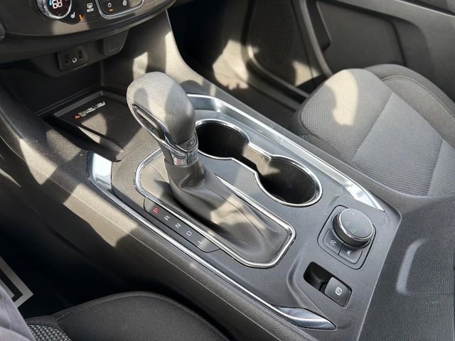 Used 2023 Chevrolet Traverse LT w/ Midnight/Sport Edition image 16