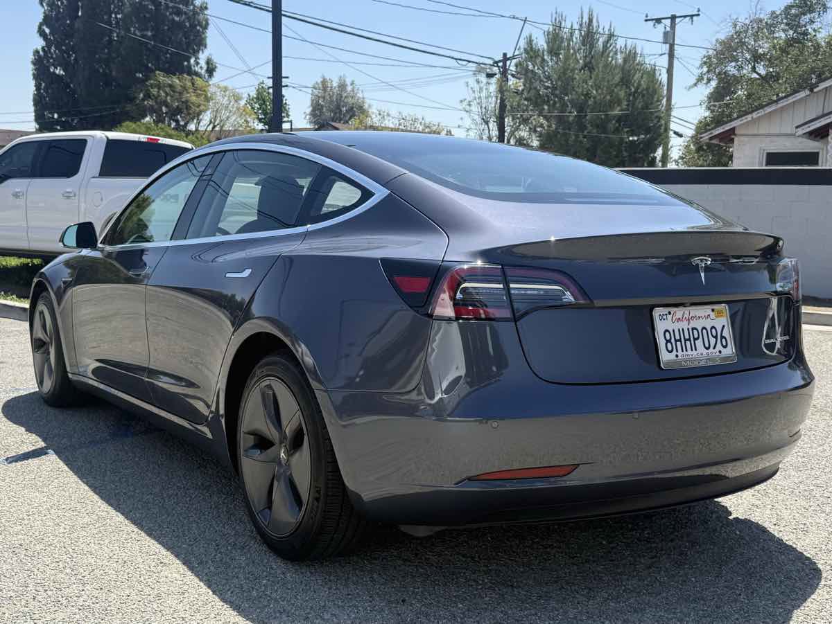 Used 2018 Tesla Model 3 Long Range image 25
