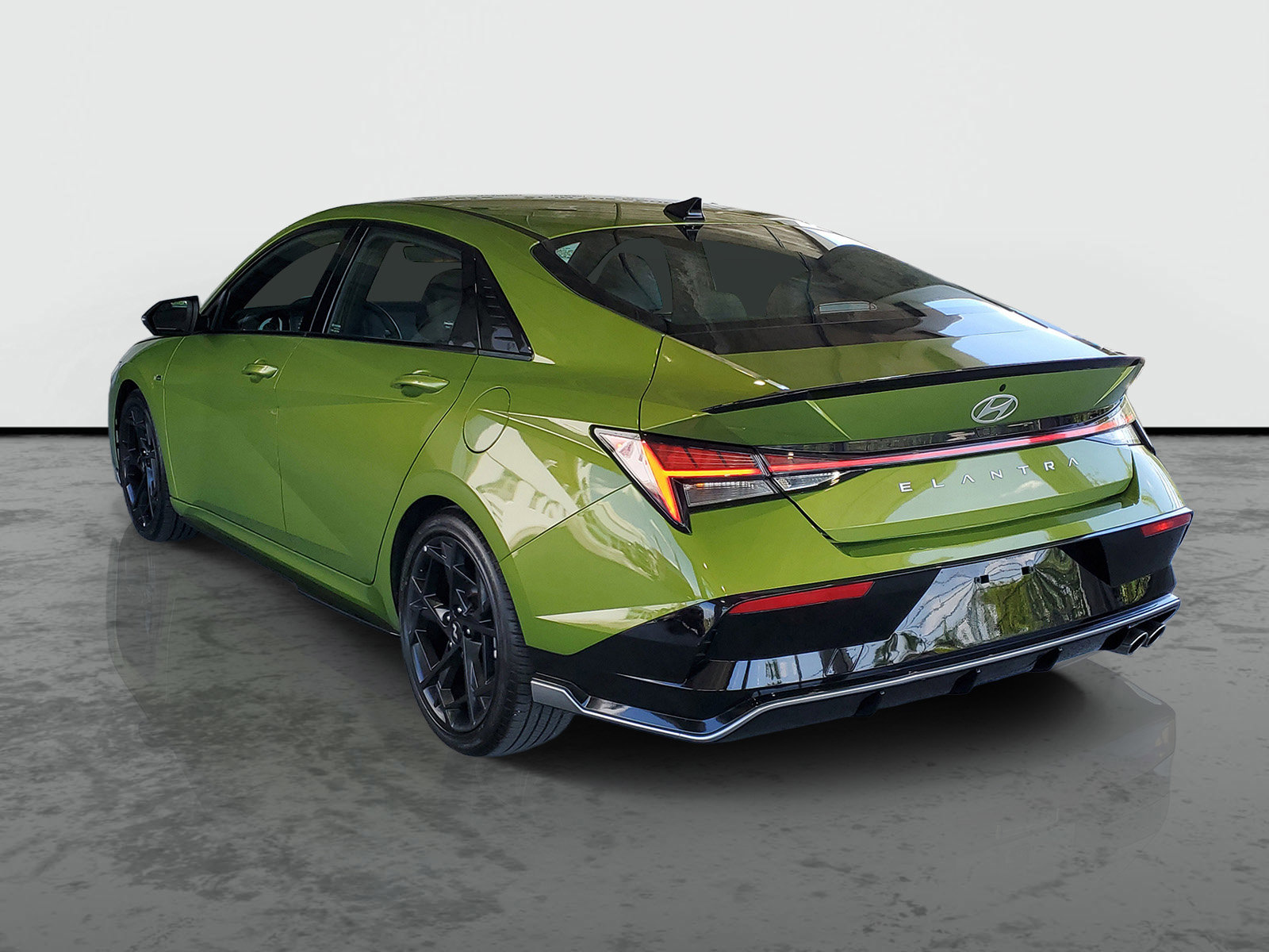 Used 2024 Hyundai Elantra N Line FWD image 3
