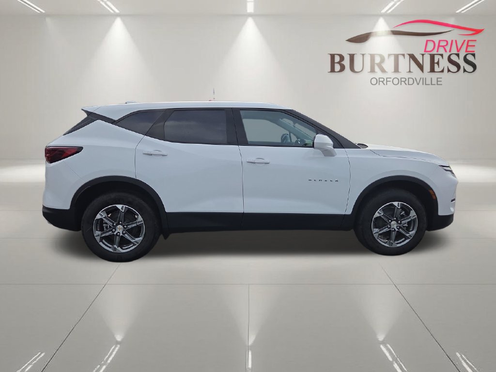 New 2026 Chevrolet Blazer LT w/ LPO, Floor Liner Package FWD image 8