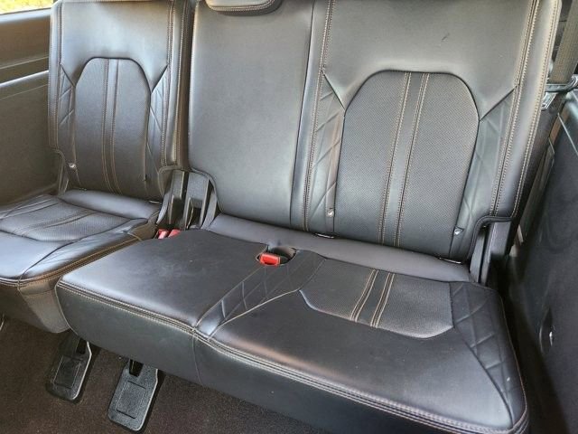 Used 2023 Ford Expedition Max Platinum RWD image 29